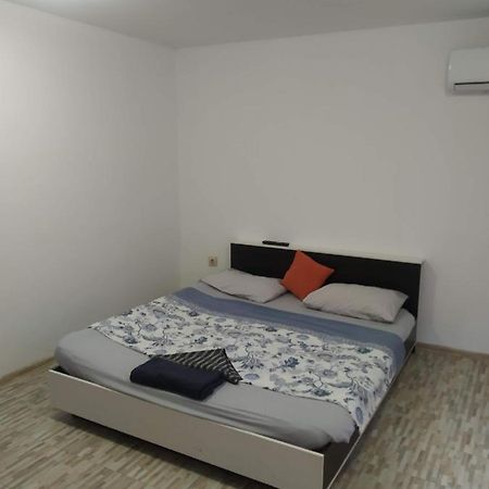 Апартамент Средна Гора Appartement Varna Buitenkant foto
