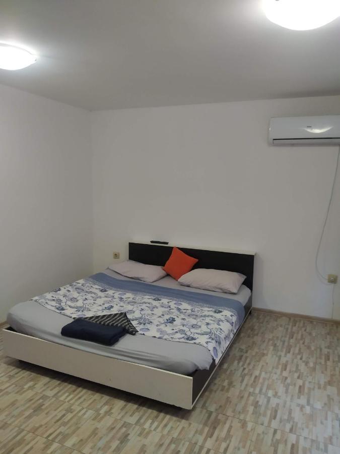 Апартамент Средна Гора Appartement Varna Buitenkant foto